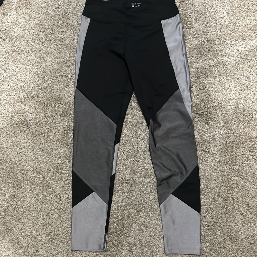 Calvin Klein black/grey leggings